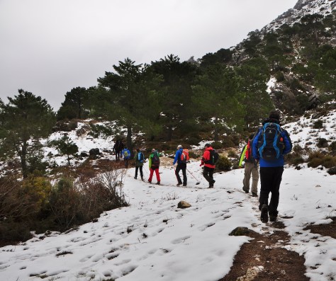 Comienzo del sendero del Raspón de los Moriscos.