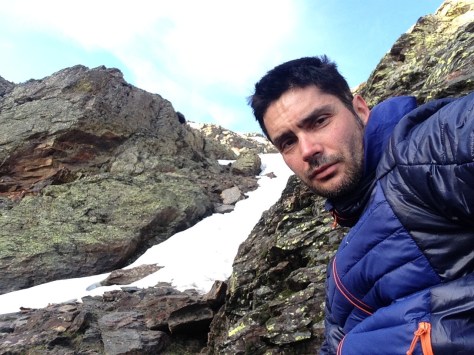 Algunas palas de nieve en el Barranco.