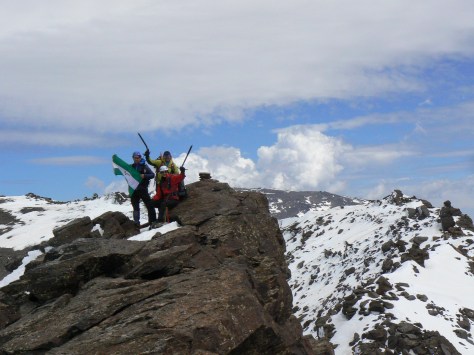 Fotos en la cima de los Tajos del Nevero Oriental.