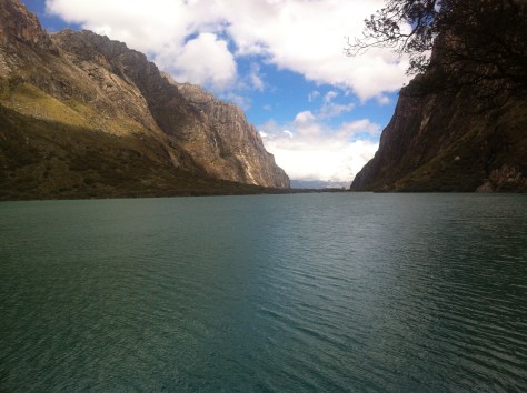 Laguna de Llanganuco.