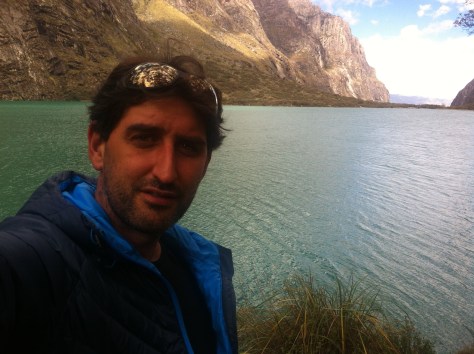 Yo y la laguna de Llanganuco.