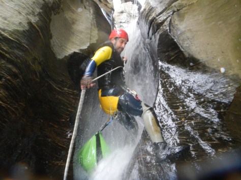 Antonio Martin en uno de los rapeles.
