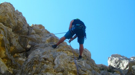 Y descendiendo una vez alcanzada la reunión.