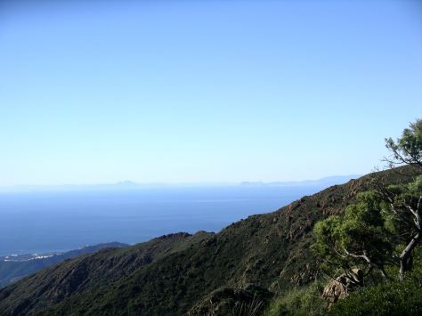 Vistas de la costa de Marruecos y el Rif.