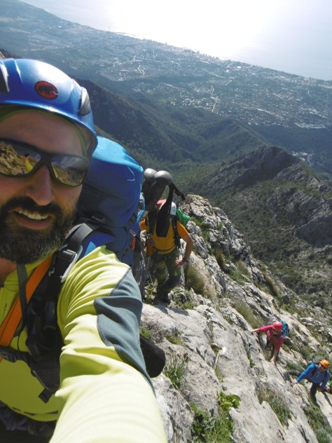 Impresionantes vistas en la travesía de la cresta.