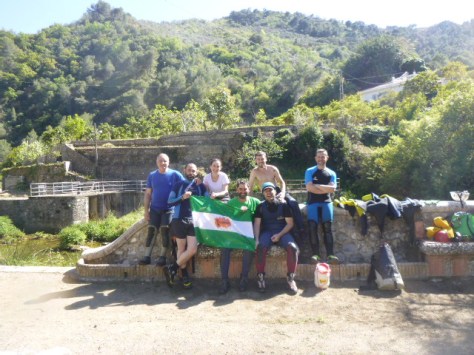 Foto del grupo completo tras finalizar el barranco.