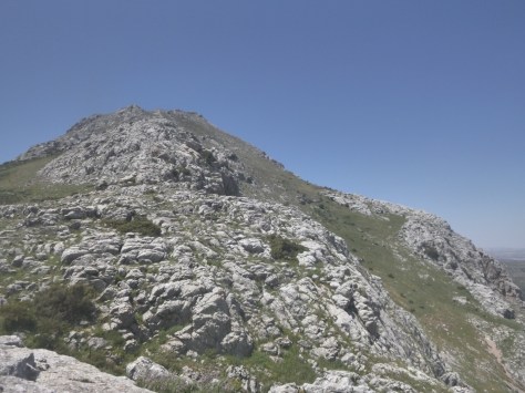 La subida por la derecha es de ordago, por la izda. algo mas suave.