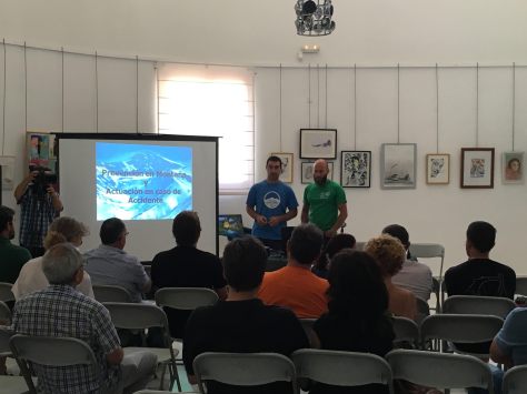 Introducción de nuestro presidente Antonio Villalba dando paso a Nicolás Rando.