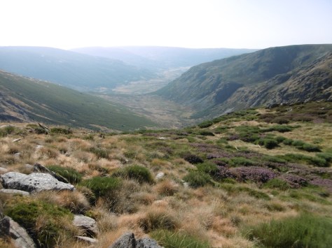 Vista del valle hacia el lago de Sanabria.